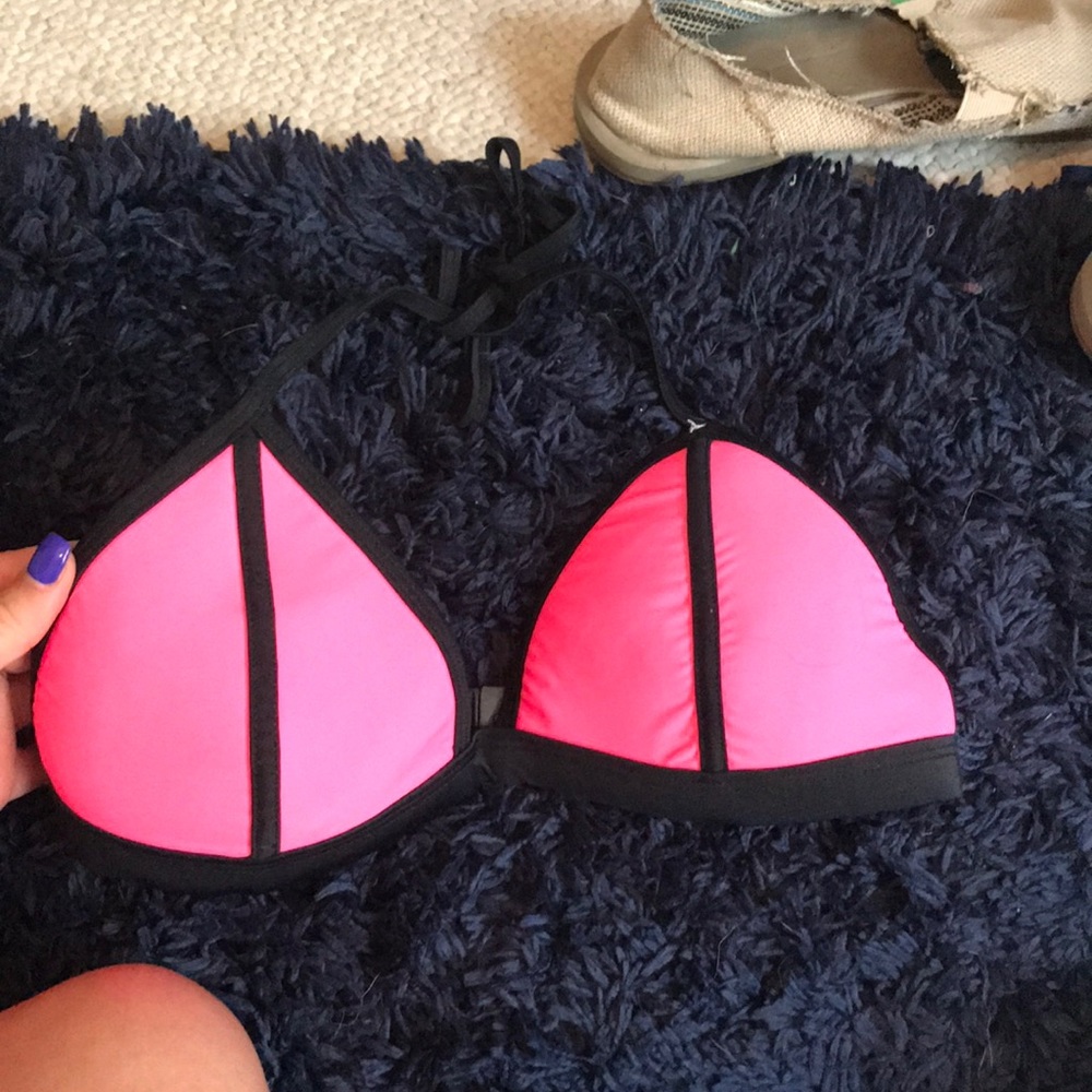 Triangle Top